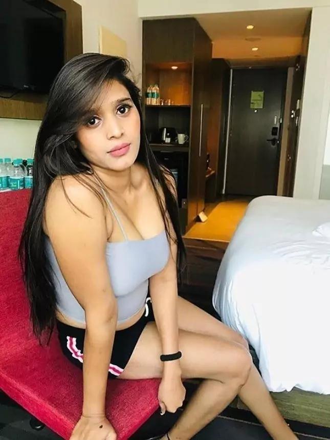 कॉल गर्ल्स सर्विस  कुंडापुरा